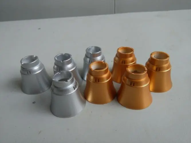 五金件噴漆產(chǎn)生的廢氣應(yīng)該怎么處理呢？